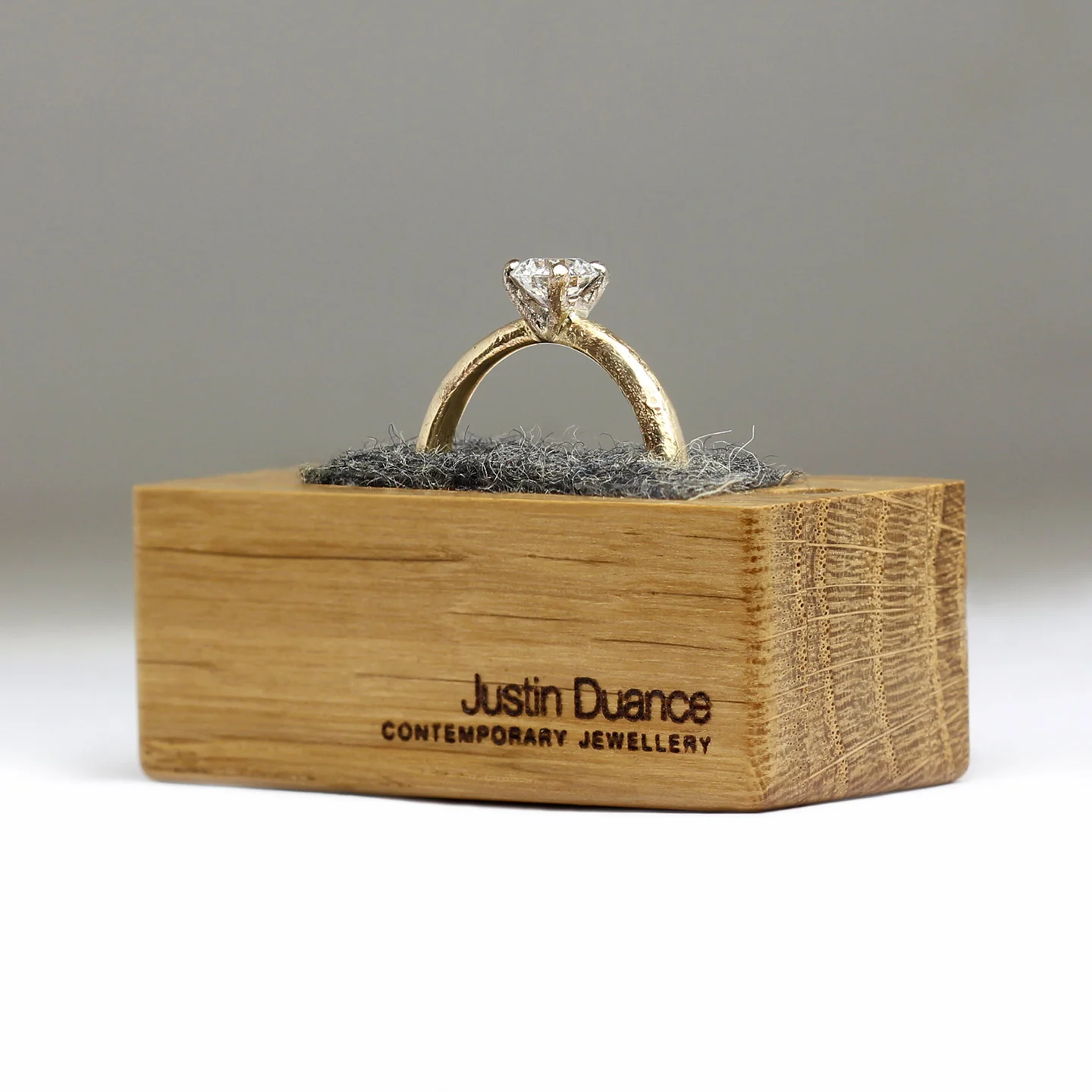 Luxury Slim Oak Engagement Ring Box - Image 3