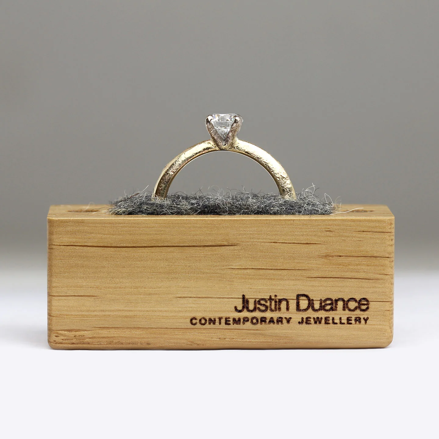 Luxury Slim Oak Engagement Ring Box - Image 4