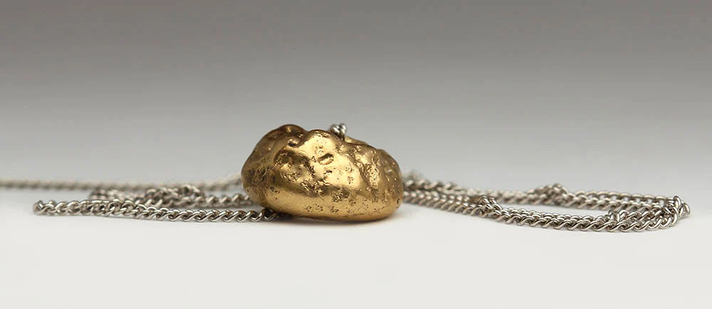 Sandcast 22ct Gold Drop Pendant - Image 5