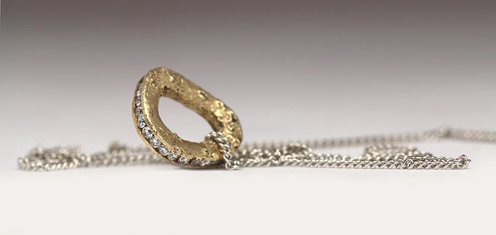 Sandcast 9ct Yellow Gold and Diamond Pendant - Image 4