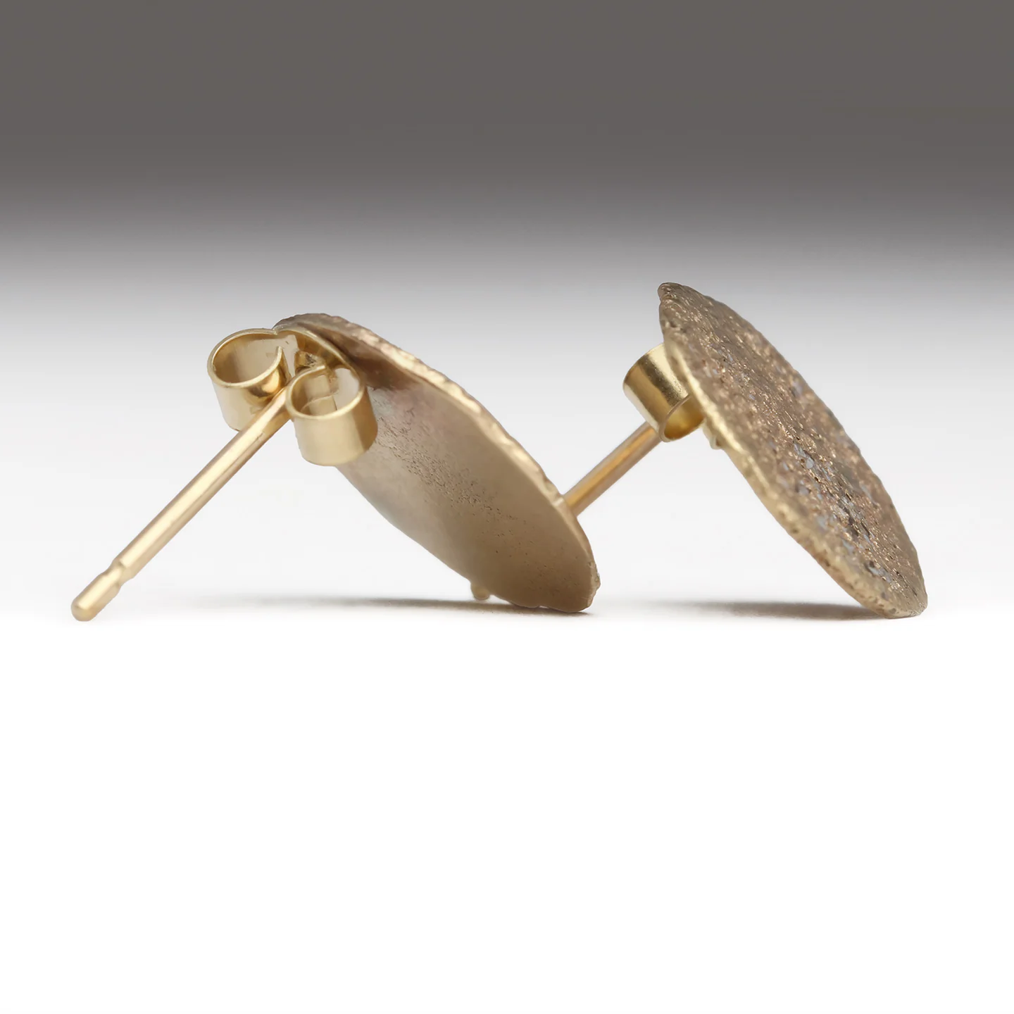 Sandcast Flat Studs - Large - Image 4