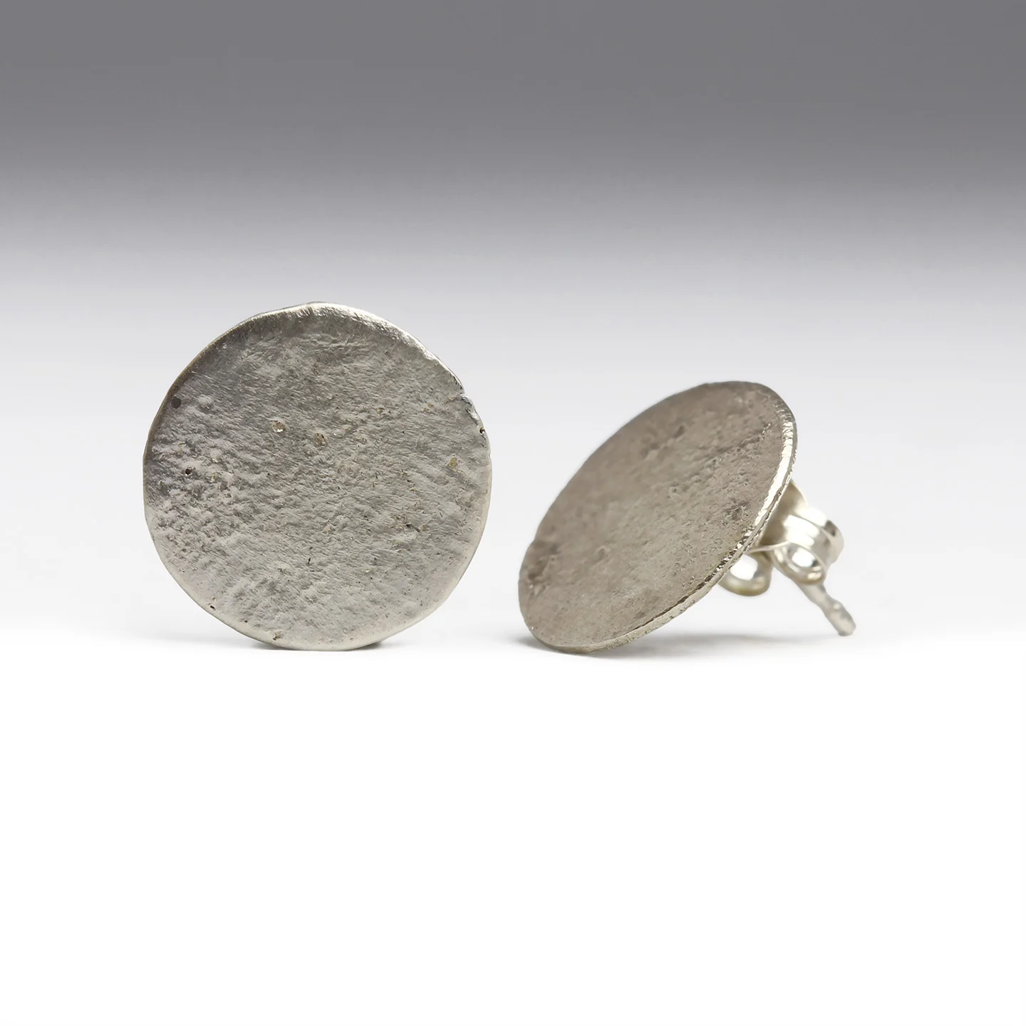 Sandcast Flat Studs - Large - Image 6