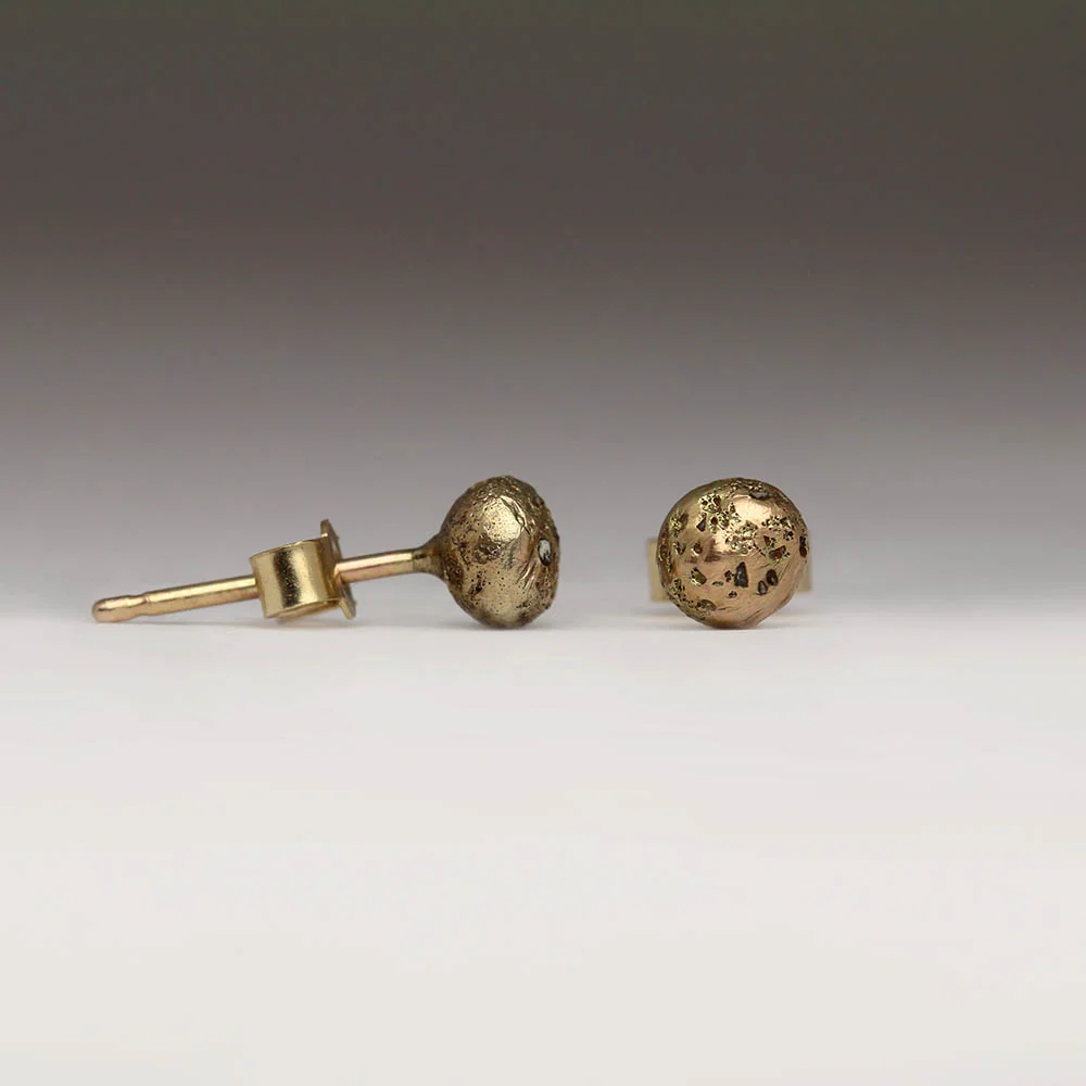 Sandcast Round Studs - Small - Image 3