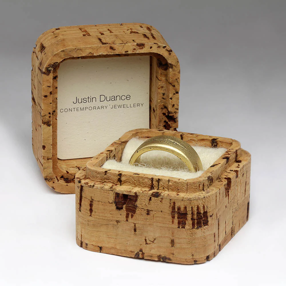 Three Sapphire & 9ct White Wave Ring - Size M - Image 6